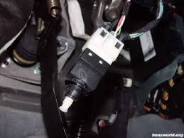 See U2224 repair manual